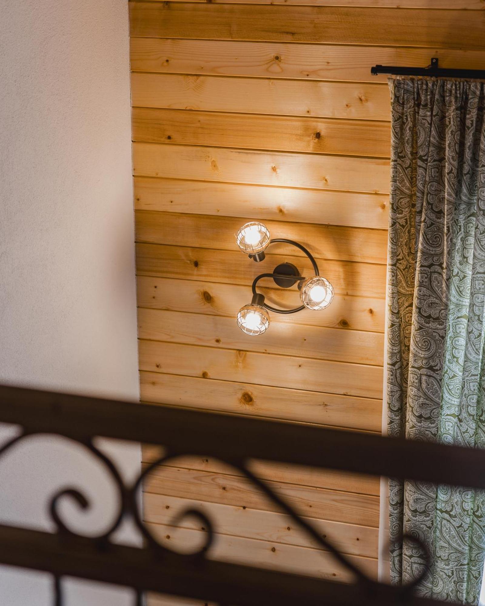 Mountain House Ivanovic Moticki Gaj ภายนอก รูปภาพ